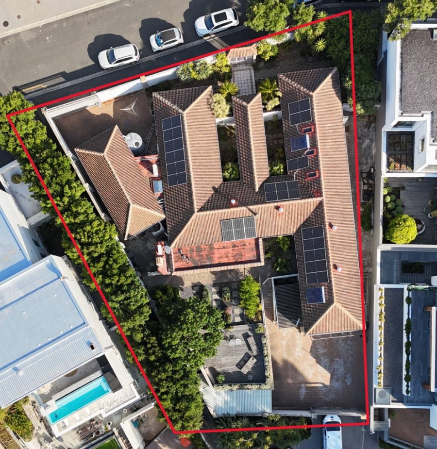 4 Bedroom Property for Sale in Camps Bay Western Cape